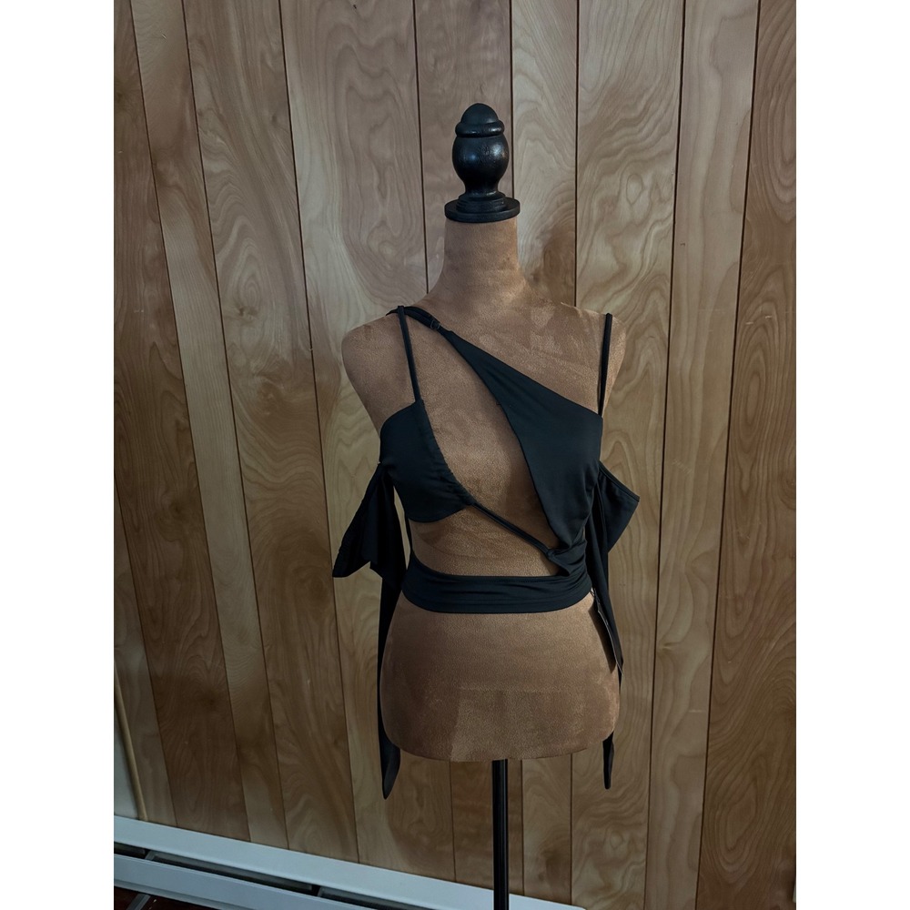 Solado Black Cutout Shoulder‎ Crop Top Asymmetric Wrap Bralette NWT Womens S